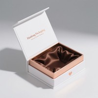 Boîte de papier magnétique personnalisable de qualité supérieure pour cadeaux de luxe parfum cosmétique huile essentielle thé bijoux boîte-cadeau
