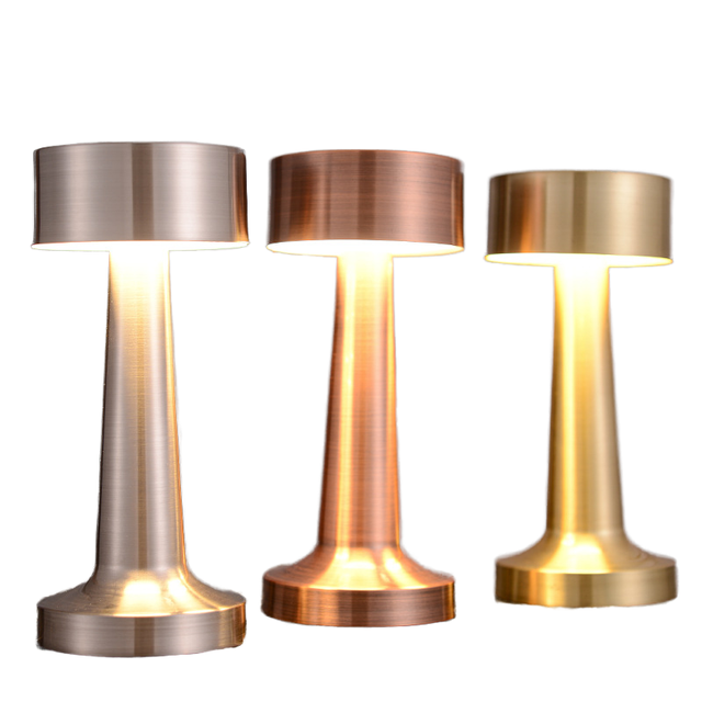Touch Switch Dimmable Retro Metal Table Lamp Rechargeable Cordless Design for Restaurant Use
