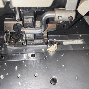 ร้านบราเธอร์จอร์แดน จำหน่ายจักรเย็บผ้ารุ่นใหม่ 818 ผลิตในญี่ปุ่น แบบเย็บรังดุมตรง ความเร็ว 3000 ครั้ง/นาที รองรับผ้าหนา 10 มม. - Product Image 5