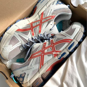 High Version Men's &amp; Women's Casual Sports <strong>Shoes</strong> For Winter <strong>Running</strong> Mountaineering Off-Road-Lace-Up Closure Shock Absorbing