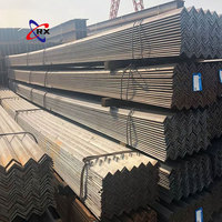 Barre d'angle égale en acier au carbone Q235B Q345B SS400 de 40x40mm, 50x50mm, 63x63mm, épaisseur 4mm, 5mm, 6mm, idéale pour la fabrication de cadres