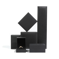 Maßgefertigte Luxus-Verpackungsbox aus Papier für Schmuck, Ring, Halskette und Ohrringe mit Rechtwinkligem Klappdeckel