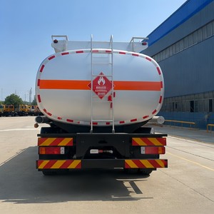 รถบรรทุกน้ำมัน HOWO TX 15000 ลิตร 4x2 ดีเซล สำหรับขนส่งสารอันตรายและเติมน้ำมันเคลื่อนที่ - Product Image 5