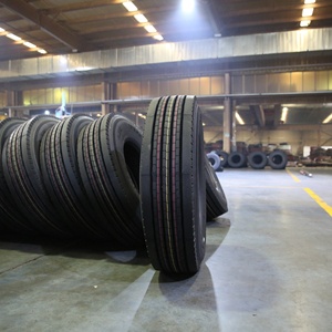 Neumáticos de Acero para Camión de Todas las Posiciones 295/80R22.5 315/80R22.5 11.00R20 385/65R22.5 Llantas Comerciales para Dirección de Camiones y Autobuses - Product Image 2