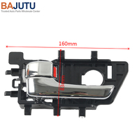 82610-1X000 Poignée de porte intérieure de voiture pour KIA Forte 2009-2012 Poignée de porte intérieure côté gauche adaptée à la poignée de porte de voiture KIA