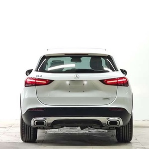 <span class=keywords><strong>Mercedes</strong></span>-Benz GLA 180 2022 : SUV Urbain Compact de Luxe Amélioré - Product Image 4