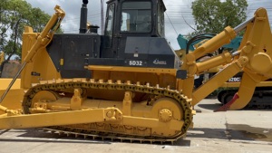Bulldozer sur chenilles SHANTUI SD32 d'occasion à vendre – Engin de construction chinois Shantui SD32 SD22 – Prix abordable - Product Image 4