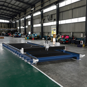 6000 Wát công suất cao công nghiệp 3D cánh tay <span class=keywords><strong>robot</strong></span> sợi <span class=keywords><strong>Laser</strong></span> ống kim loại máy cắt với mặt đất đường sắt cho kim loại - Product Image 1