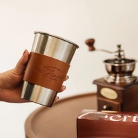 CARDSILK Coffret Cadeau Machine à Café pour Entreprises, Modèle Souvenir pour Offrir aux Employés et Clients, Articles Personnalisables avec Logo