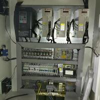 Machine de fraisage CNC à haute précision à broche unique XH7136 UYANG à commande servo verticale à trois axes GSK BT40