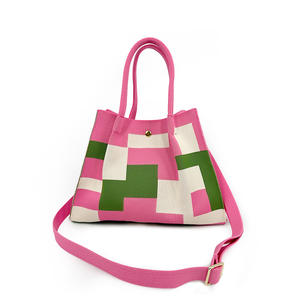 Nouveau <span class=keywords><strong>Sac</strong></span> Fourre-tout Tendance 2026 pour <span class=keywords><strong>Femme</strong></span>, Grand <span class=keywords><strong>Sac</strong></span> Bandoulière Rayé en Toile, <span class=keywords><strong>Sac</strong></span> à Épaule Polyvalent Tricoté en 3D pour les Trajets Quotidien - Product Image 1