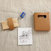Mini crayon de couleur promotionnel en bois tendre fabricant de crayons de couleur 3.5 "Mini crayon de couleur emballage en papier kraft pour enfants