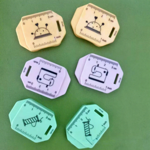 Support de bord multifonction en PVC tissé magnétique puissant et <span class=keywords><strong>invisible</strong></span>, <span class=keywords><strong>pour</strong></span> machine à coudre et <span class=keywords><strong>tricot</strong></span>, avec ventouse Ding Xing - Product Image 3