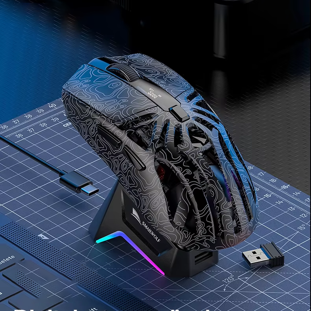 M8 Gaming Mouse with 6 Buttons, 1000Hz Polling Rate and 300IPS Sensor