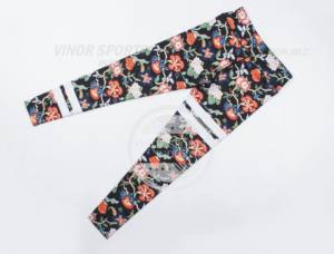 Pantalons de yoga taille haute serrés par sublimation fabricant sialkot Vinor Industrie du sport Vêtements de sport - Product Image 2