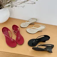 Nouvelles Sandales Compensées à Talons Hauts pour Femmes, Style Mode, avec Bride à Boucle et Clip d'Orteil, en PU, Chaussures d'Été