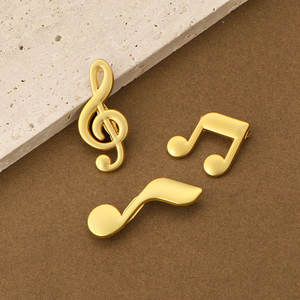 Haute Qualité Personnalisé Métal Doux Émail Pin Usine En Gros Noir Blanc Note De Musique Épinglettes Chanteur Collier avec Coeur Conception - Product Image 3