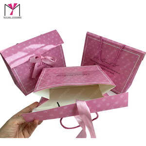 Bolsas de regalo de papel rosa de lujo con lunares de MUYANG CUSTOMIZE, con asas de cinta, laminación brillante, reciclables, para envasado de alimentos. - Product Image 5