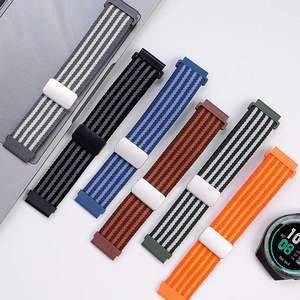 สายนาฬิกาไนลอนแบบยืดหยุ่นสำหรับ Apple Watch S10 11 46 มม. Ultra 49 มม. SE 44 มม. และสายนาฬิกาแม่เหล็กแบบสากลขนาด 18 มม. 20 มม. 22 มม. - Product Image 3