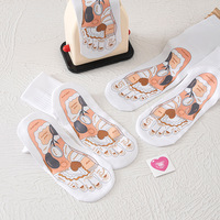 Chaussettes d'acupression des pieds de nouveau style Chaussettes en coton de massage des pieds avec bâton