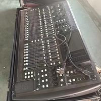 Console de mixage audio numérique professionnelle d'occasion, 3 écrans tactiles, 24 faders motorisés, mixeur de son live, tournée de concerts