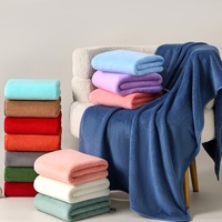 Lot de serviettes de bain en polaire corail transfrontalières, couleur unie, grandes, épaisses, absorbantes et à séchage rapide, pour la plage, vente en gros