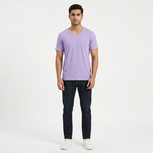 T-shirt à manches courtes pour femmes avec col en V pour hommes, logo imprimé personnalisé en vente - Product Image 1