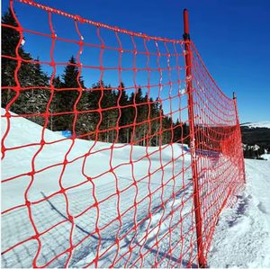 Filet de sécurité pour piste de ski avec poteaux en polycarbonate et accessoires, fabriqué en filet de ski en matériau PE - Product Image 1