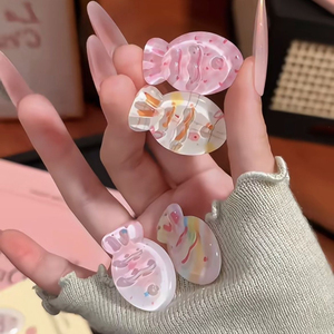 2026 New <b>Sweet</b> Cute Niche Design Small Fish Hairpin Exquisite Cartoon Girl's Acrylic Hairpins Fashionable Headwear Wholesale - Product Image 1