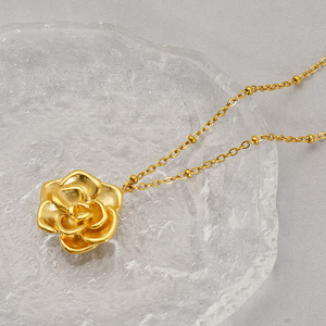 Zogxin Rose Pendant Necklace 18K Gold Plated Flower Clavicle Chain Women's Jewelry Everyday Wear - Product Image 3