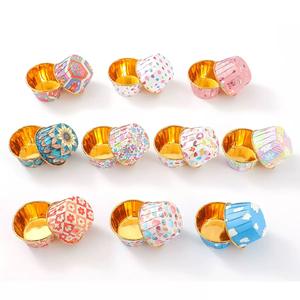 Tasses de cuisson avec couvercles dôme Ramequin Aluminium Cupcake Tip Pan Porte-papier Petites tasses de cuisson Emballages résistants à la graisse - Product Image 2