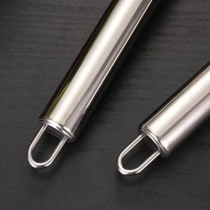 مصفاة شبكية من الفولاذ المقاوم للصدأ بمقبض طويل، مصفاة متعددة الاستخدامات للمطبخ للقلي العميق والمعكرونة والخضروات والنودلز - Product Image 4