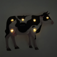 Lampu Halaman LED Bentuk Sapi Bertenaga Surya Lampu Ornamen Hewan Ternak Akrilik Tahan Air untuk Dekorasi Jalur Taman Luar Ruangan