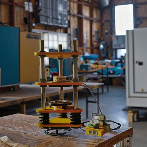 Lò xo 60si2mn cho thiết bị leo Bê tông với lực kiểm tra 500kn - Product Image 3