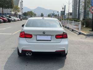 <span class=keywords><strong>BMW</strong></span> <span class=keywords><strong>Serie</strong></span> 3 2019 320Li <span class=keywords><strong>M</strong></span> Paquete deportivo Exportación profesional de automóviles de segunda mano con <span class=keywords><strong>precio</strong></span> favorable - Product Image 6