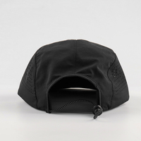 Casquette de course unisexe en nylon à séchage rapide, non structurée, à 5 panneaux, avec trous découpés au laser, personnalisable avec logo OEM, pour activités de plein air et camping, vente en gros
