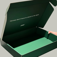 Boîte d'expédition pliable en carton ondulé vert foncé personnalisée pour l'emballage de vêtements et de cadeaux