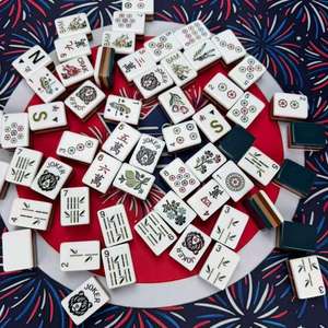 Light Luxury Dark Green Wood Grain Three-layer Acrylic <b>Mahjong</b> Tiles High-end Party High-value Acrylic <b>Mahjong</b> <b>Set</b> - Product Image 4