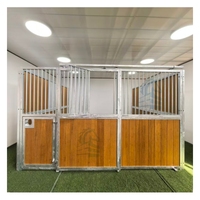 Porte de grange en acier pour écurie de chevaux sur mesure, finition galvanisée à chaud, options battantes/coulissantes, certifiée ISO et CE, garantie 5 ans+