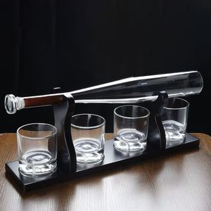 M <span class=keywords><strong>Carafe</strong></span> <span class=keywords><strong>à</strong></span> whisky pour batte de baseball au meilleur prix et 4 verres <span class=keywords><strong>à</strong></span> whisky de baseball <span class=keywords><strong>Carafe</strong></span> <span class=keywords><strong>à</strong></span> whisky pour whisky, spiritueux - Product Image 5