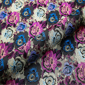 Nuovo Arrivo Popolare: Tessuto Broccato Jacquard Elegante e Affascinante con Peonie Colorate, Larghezza 90cm, per Abbigliamento Uomo e Donna, Completi e Capi d'Abbigliamento - Product Image 5