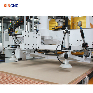 Machine de fraisage CNC pour le travail du bois avec étiquetage automatique et chargement/déchargement automatiques, dotée d'un nesting intelligent - Product Image 4