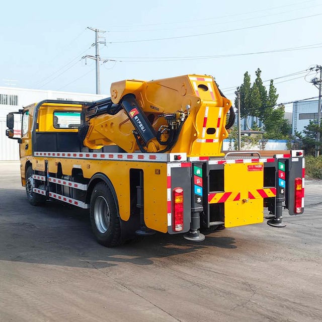Crawler Cranes HE-319