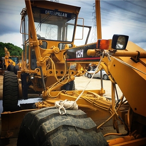 Motoniveladora Cat 12H de segunda mano en oferta, de alta calidad - Product Image 2