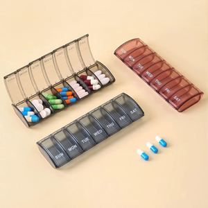 Boîte à pilules portable 7 jours en PP, organisateur hebdomadaire de médicaments avec couvercles à pression – Meilleure vente - Product Image 4