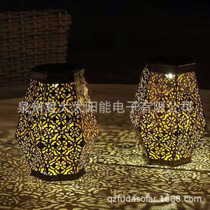Lanternes solaires de jardin hexagonales en métal, lumière LED suspendue pour l'extérieur, résistantes à l'eau, garantie de 2 ans - Product Image 4