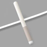 Pinceau à lèvres rond à manche court en bois synthétique végétalien de haute qualité blanc unique avec conteneur pour l'utilisation d'un crayon à sourcils
