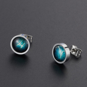 Pendientes de Acero Inoxidable con Diseño Luminoso del Zodiaco para Hombre y Mujer |   Pendientes que Brillan en la Oscuridad, Impermeables, Hipoalergénicos - Product Image 5