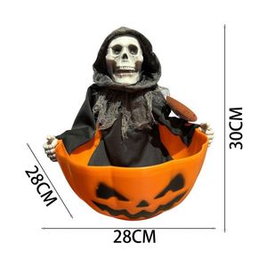 Décoration de clown lumineuse animée avec des yeux LED rouges effrayants, accessoires pour maison hantée d'Halloween - Product Image 4