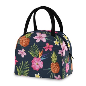 Hawaiian Tropical Flowers Stylish Office Worker Lunch Bag Polyester Insulation Fashionable Outdoor Picnic Cooler Lunch Bag - Product Image 1